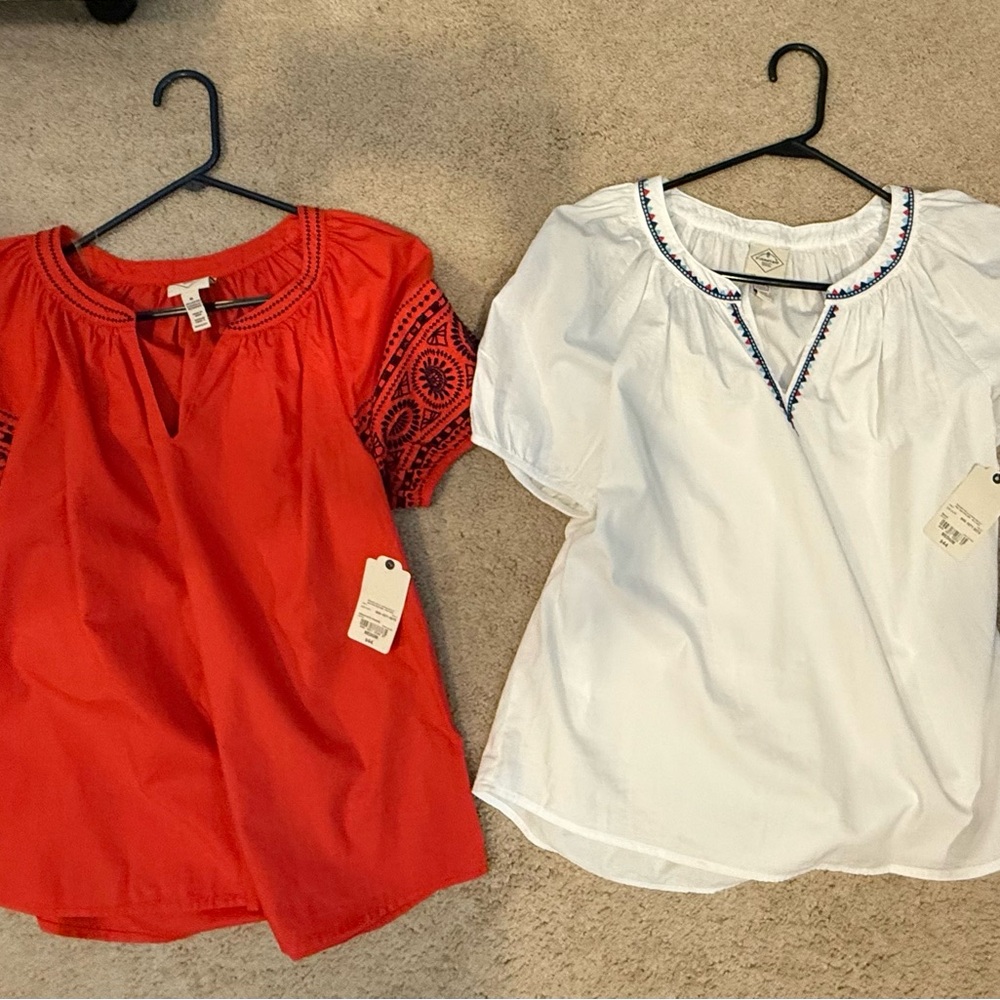 Women's Tops Medium